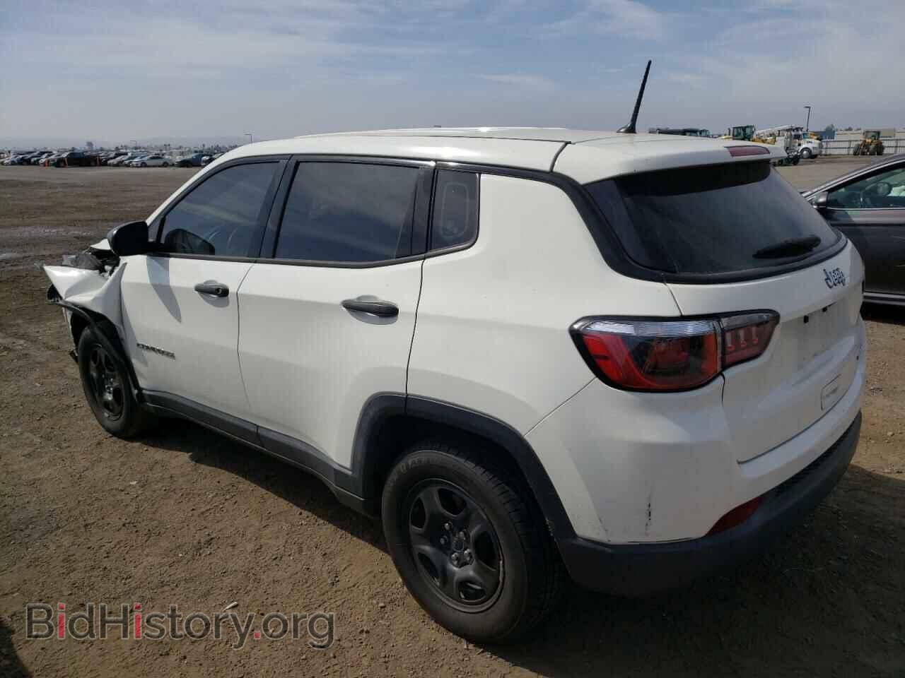 2018 JEEP COMPASS - VIN: 3C4NJCAB9JT502661 - Фото 2