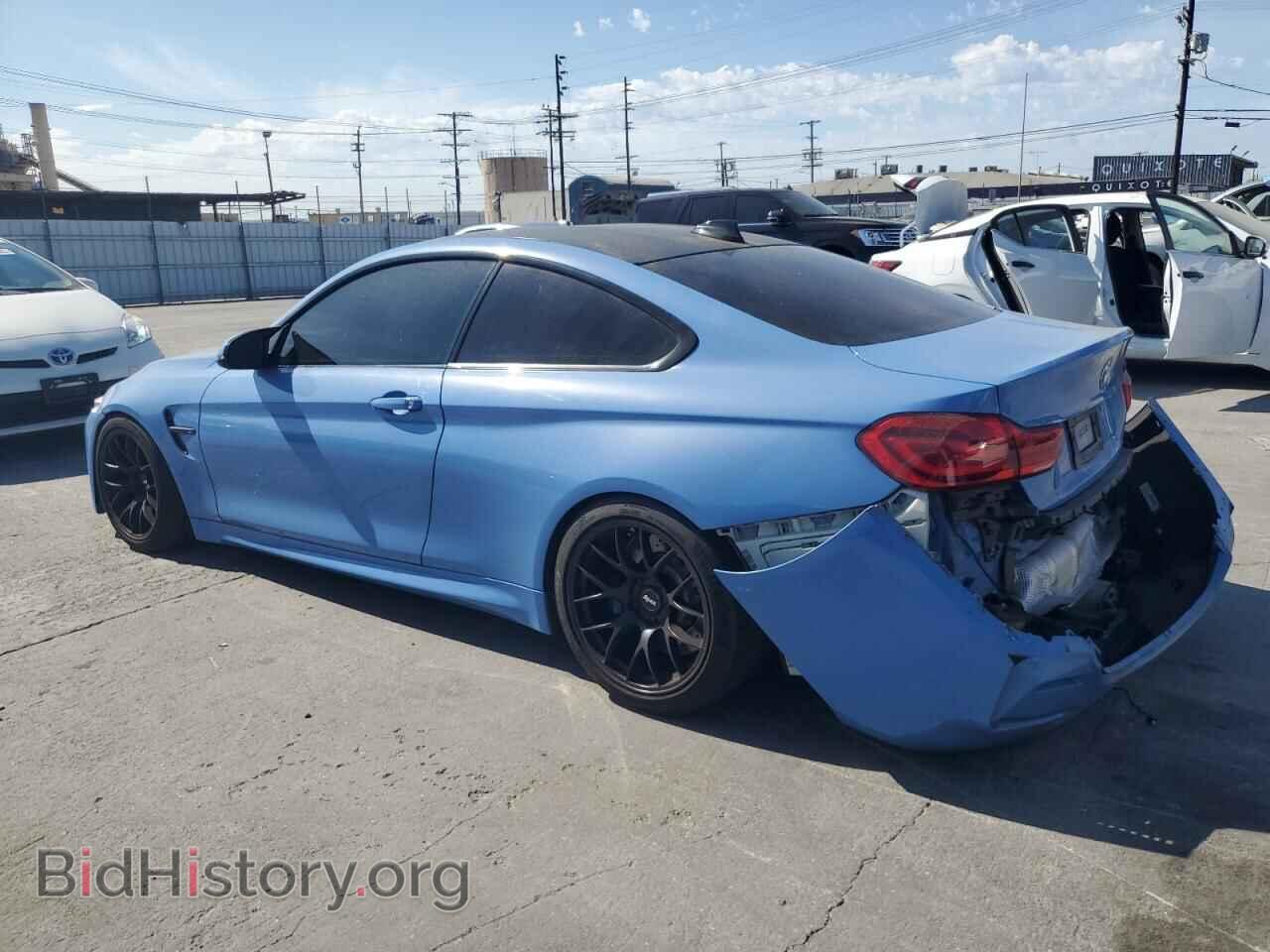 2016 BMW M4 - VIN: WBS3R9C56GK338007 - Фото 2