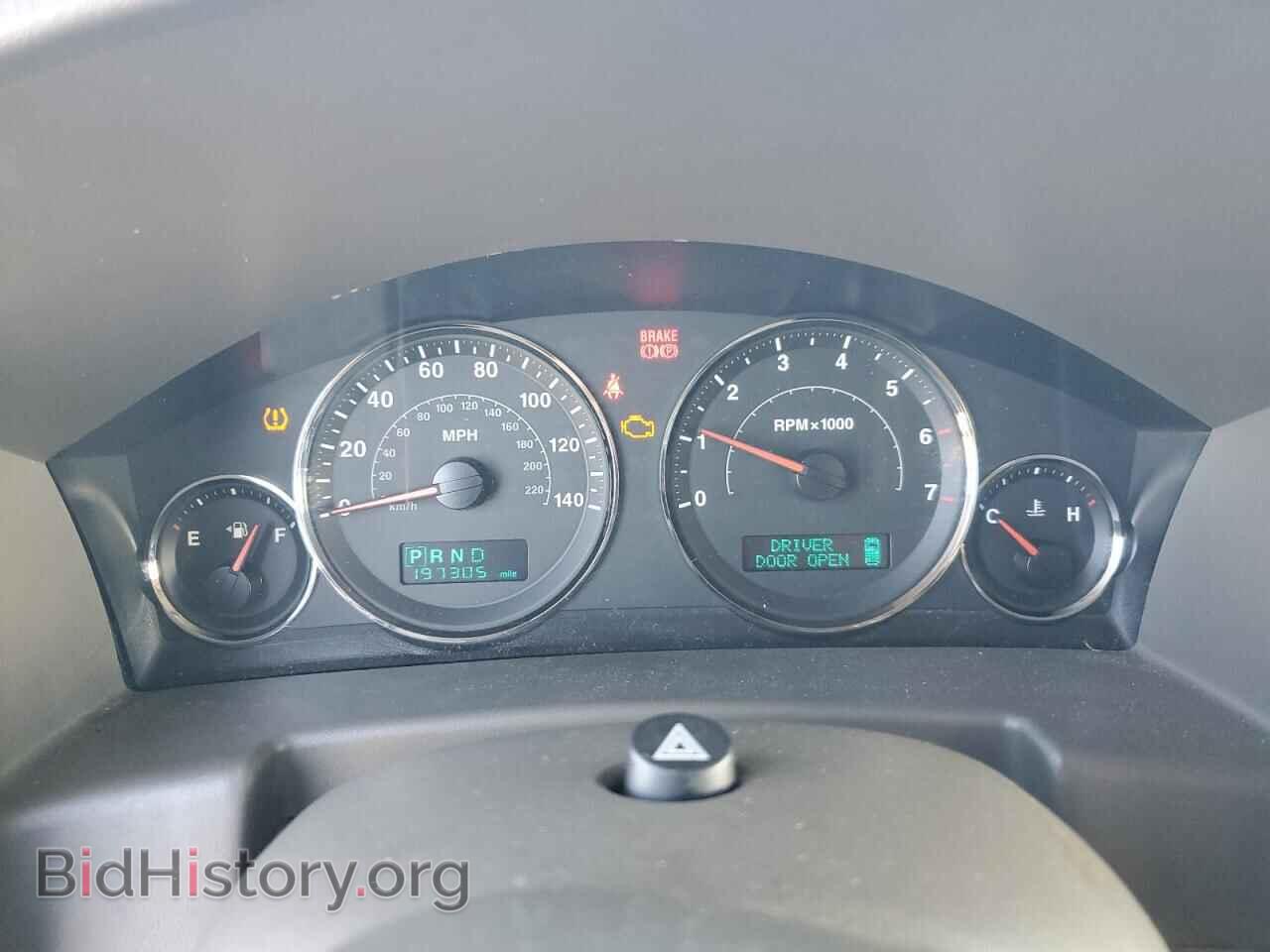 2006 JEEP COMMANDER - VIN: 1J8HG48N06C165102 - Photo 9
