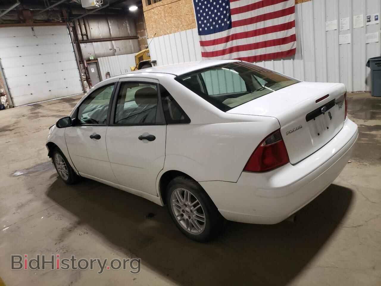 2007 FORD FOCUS - VIN: 1FAFP34N27W291790 - Фото 2