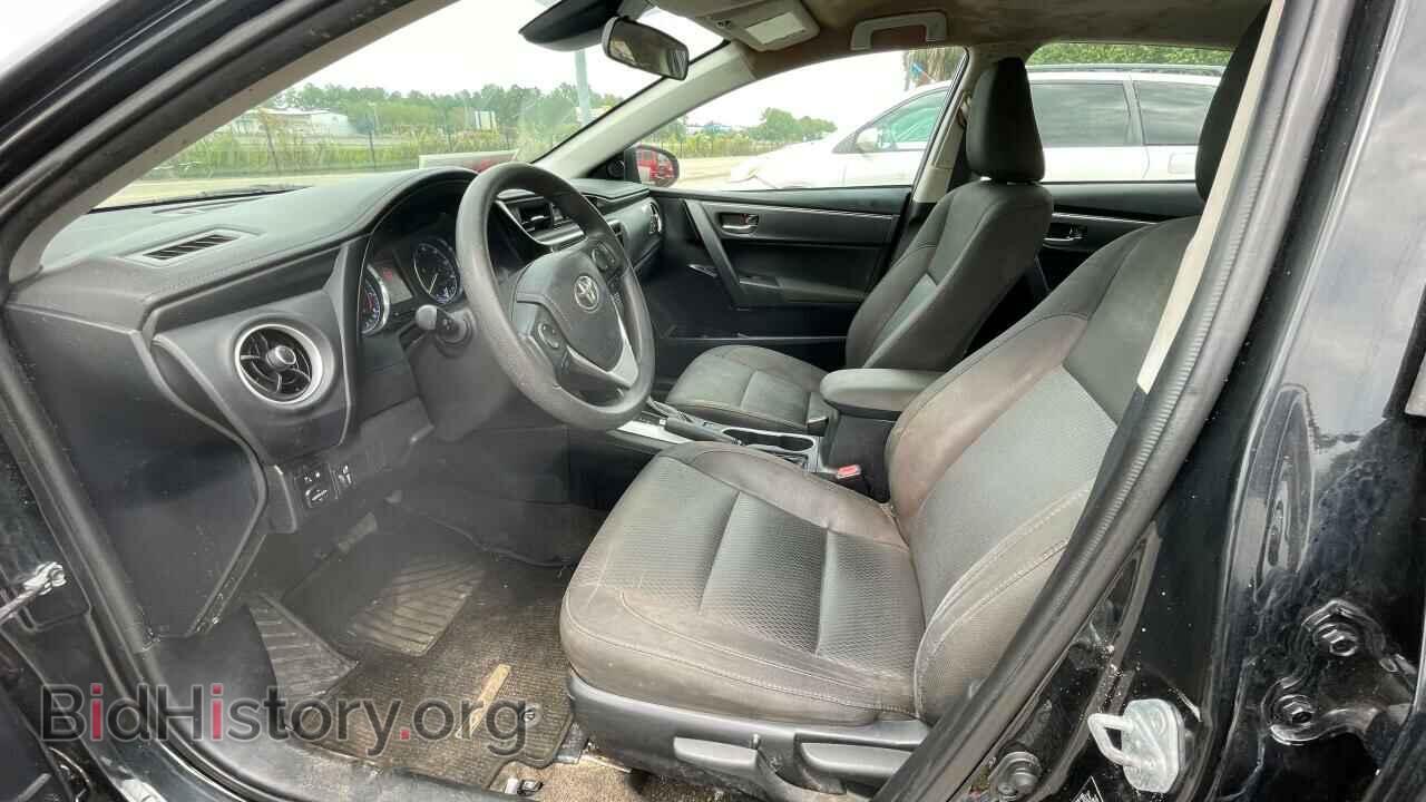 2017 TOYOTA COROLLA - VIN: 2T1BURHEXHC906286 - Фото 5