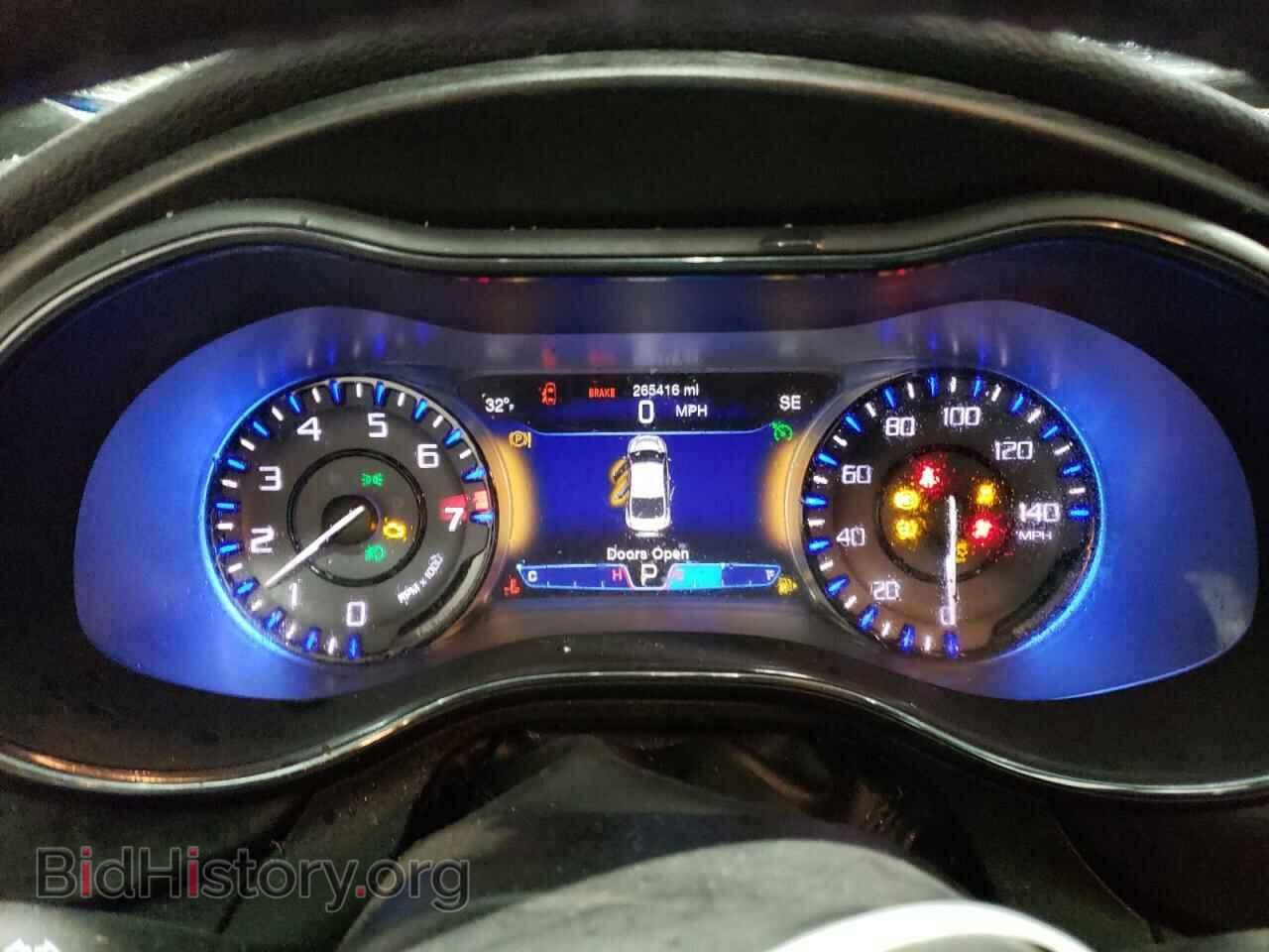 2015 CHRYSLER 200 - VIN: 1C3CCCDGXFN711752 - Фото 9