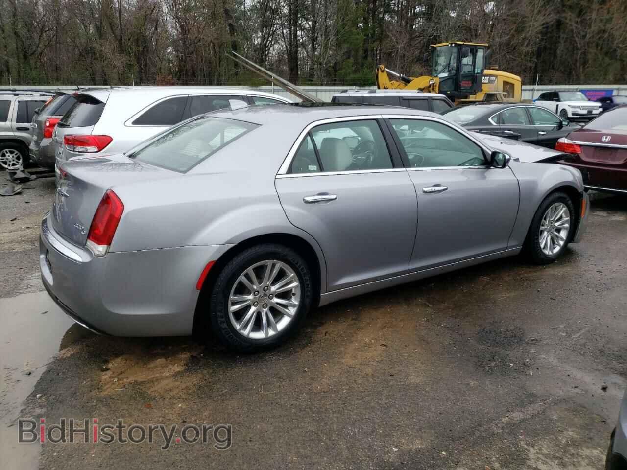 2017 CHRYSLER 300 - VIN: 2C3CCAEG9HH570610 - Фото 3