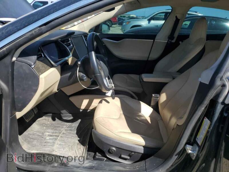 2013 Tesla MODEL S (VIN 5YJSA1CG3DFP04043) — фото 7 из 12