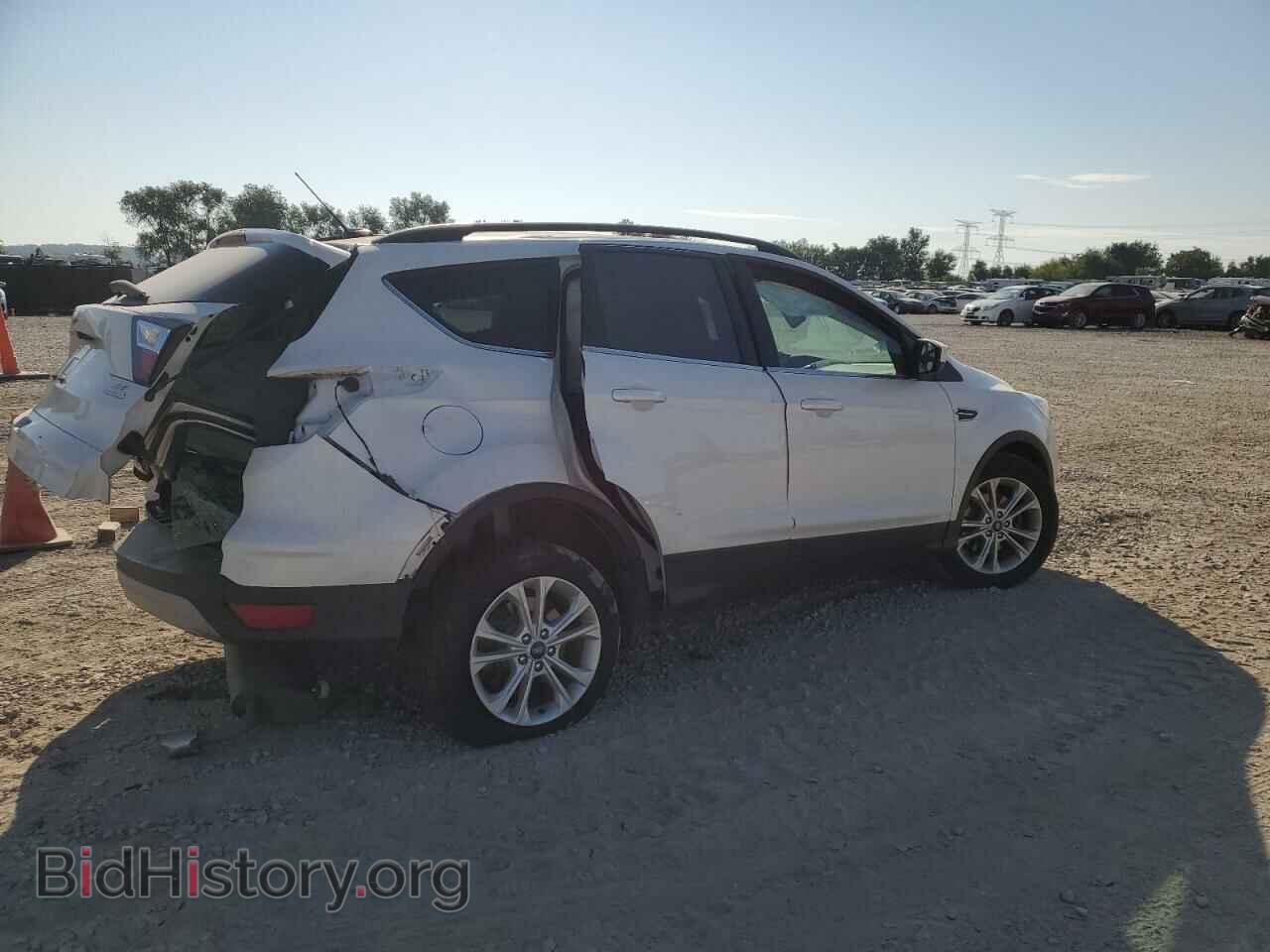2017 FORD ESCAPE - VIN: 1FMCU0GD2HUB17332 - Фото 3