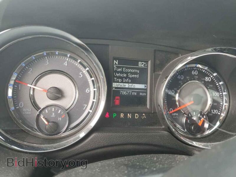 2016 Chrysler MINIVAN (VIN 2C4RC1BG1GR198196) — photo 9 of 13