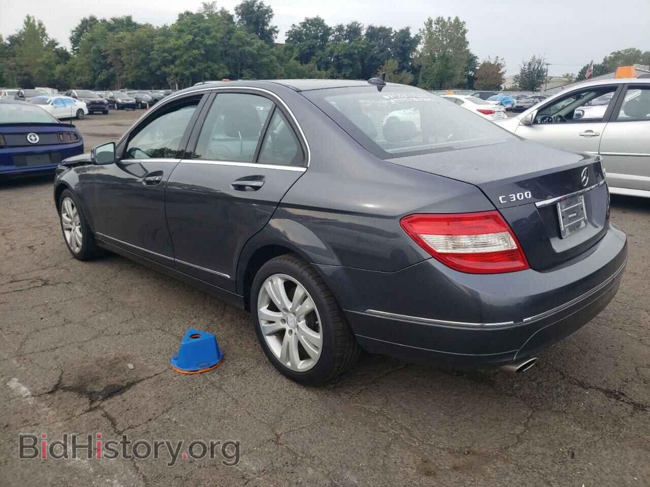 2010 MERCEDES-BENZ C-CLASS - VIN: WDDGF8BB7AR123744 - Фото 2