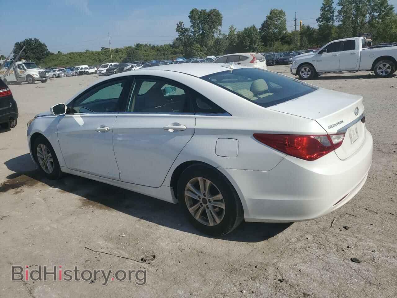 2013 HYUNDAI SONATA - VIN: 5NPEB4AC4DH682003 - Фото 2