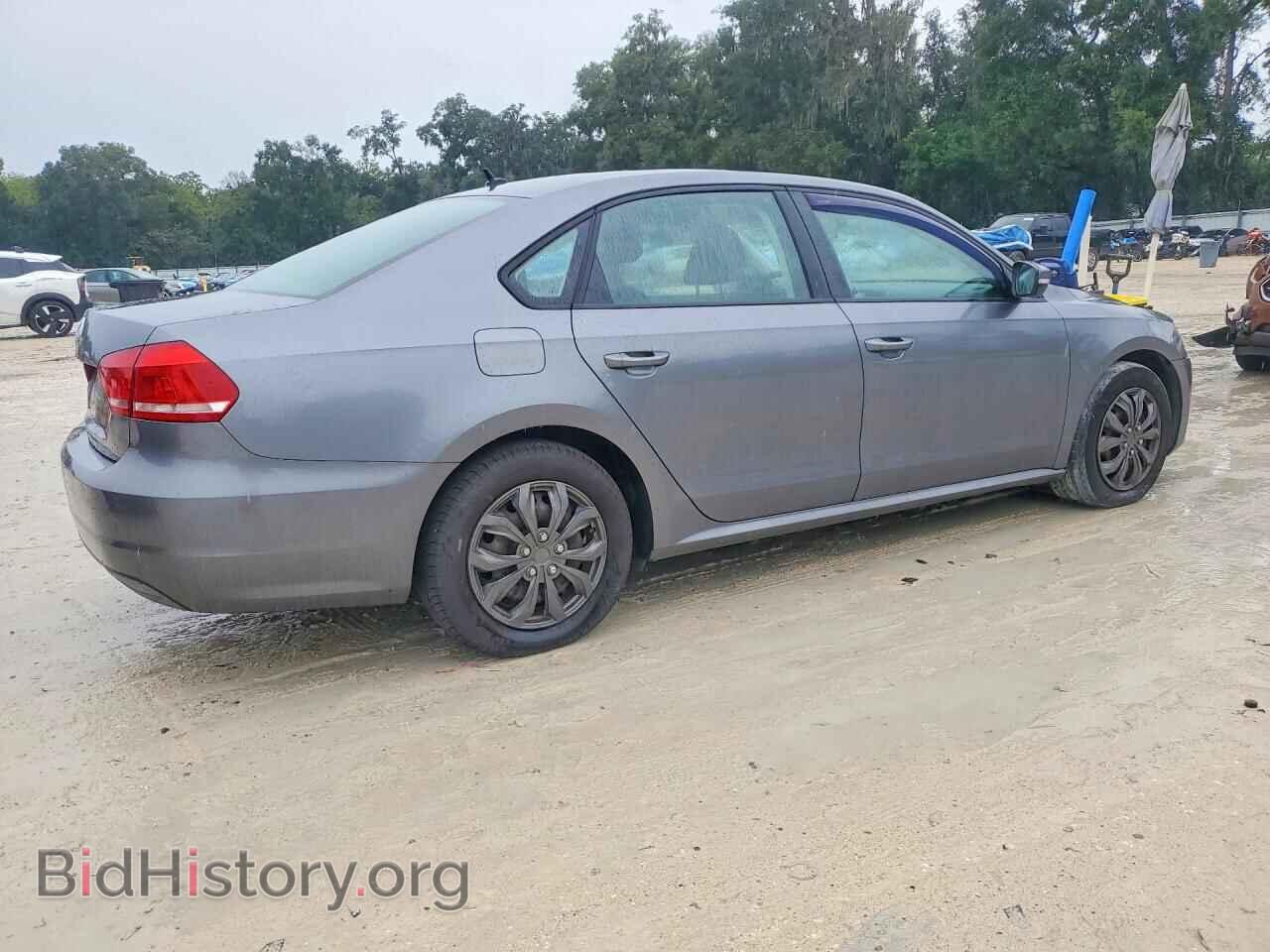 2014 Volkswagen PASSAT (VIN 1VWAP7A34EC002788) — photo 3 of 13