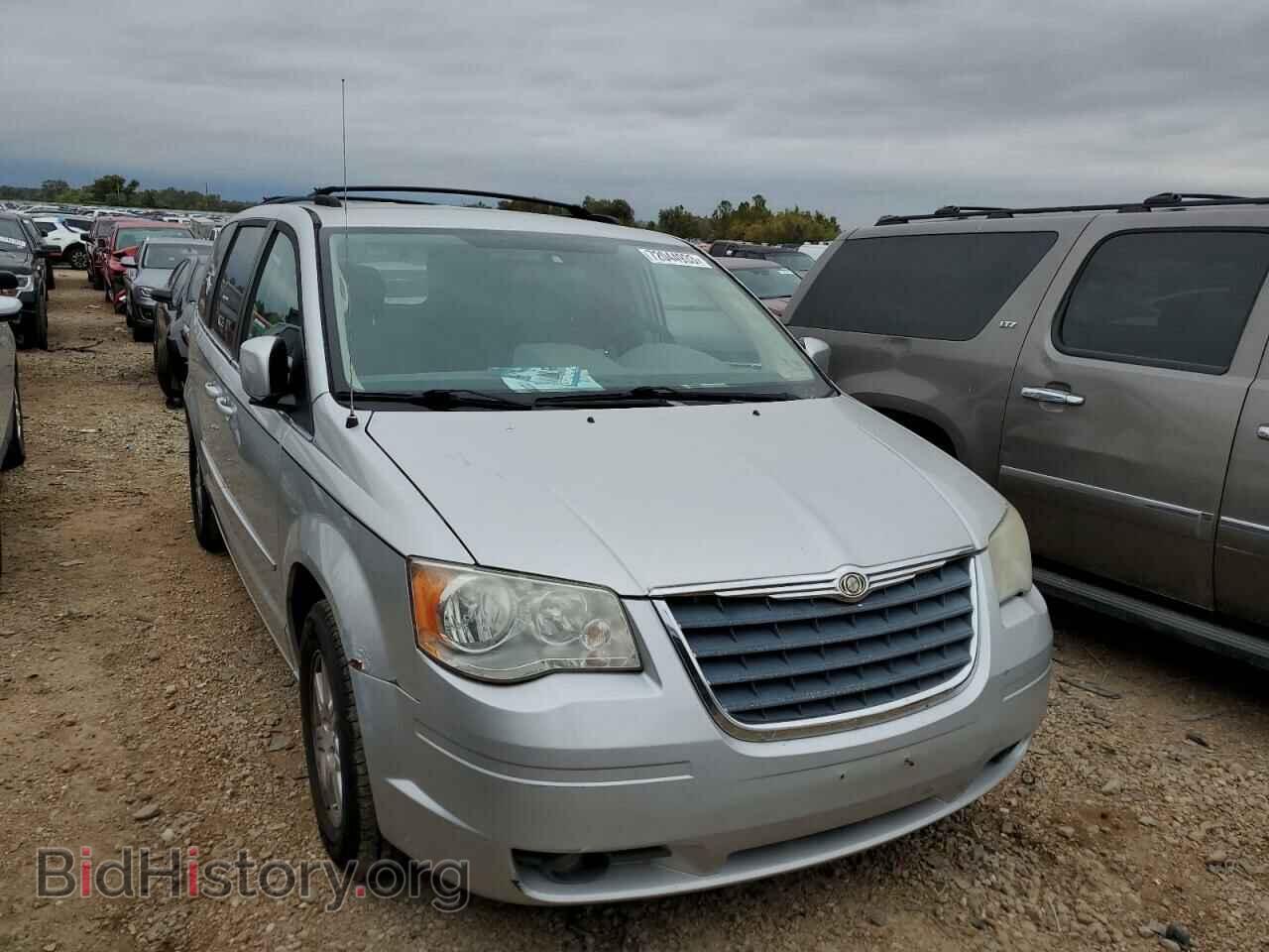 2008 CHRYSLER MINIVAN - VIN: 2A8HR54P28R123029 - Фото 4