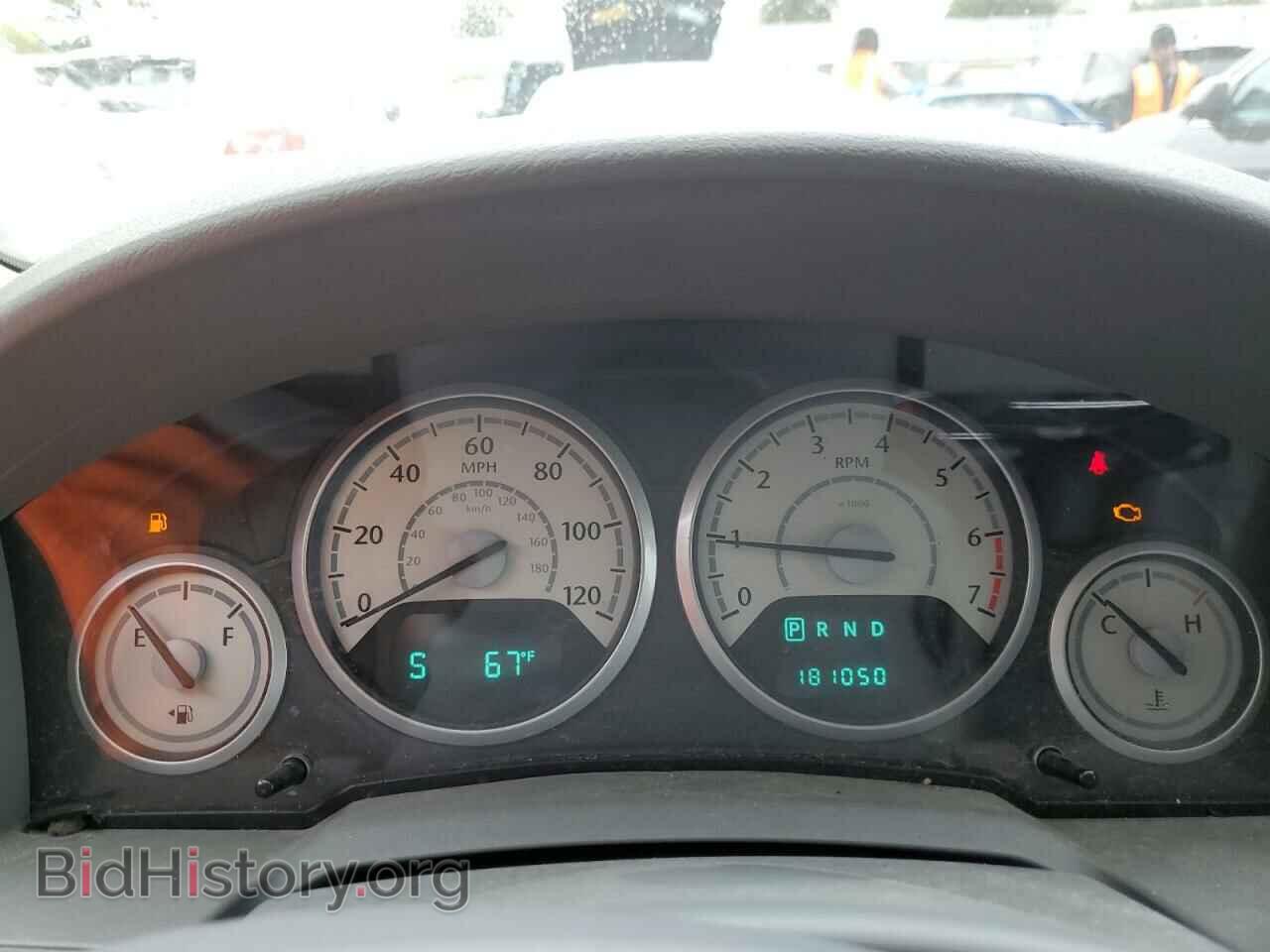 2008 CHRYSLER MINIVAN - VIN: 2A8HR54P28R123029 - Фото 9
