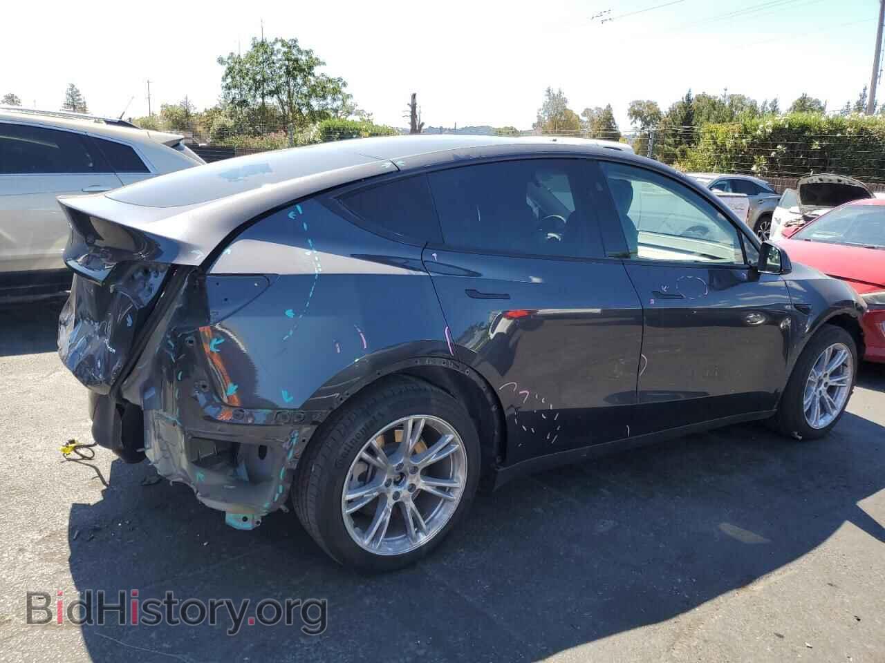 2024 TESLA MODEL Y - VIN: 7SAYGDEEXRF080886 - Фото 3
