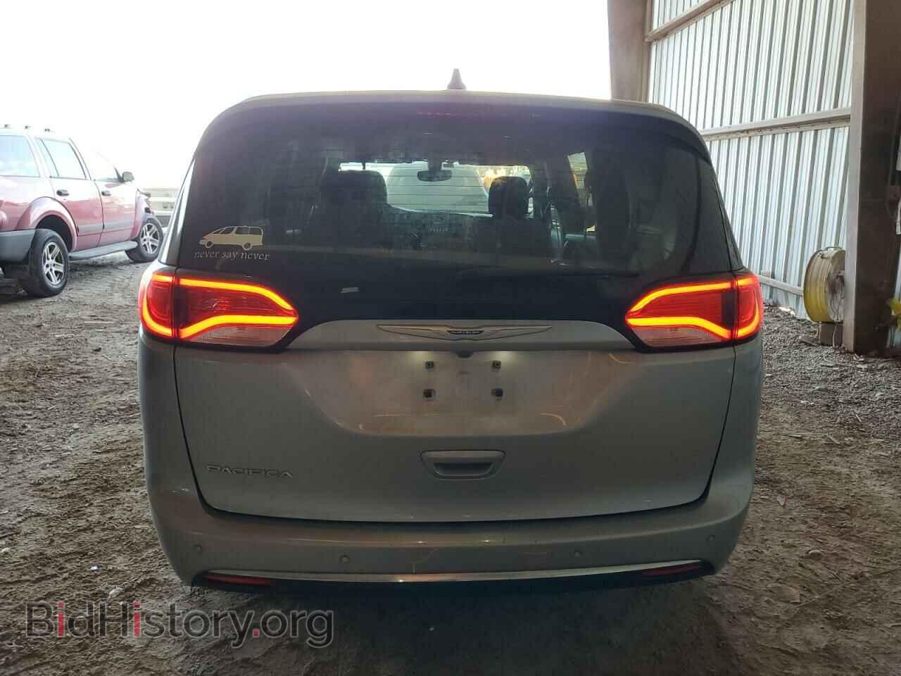 2018 CHRYSLER PACIFICA - VIN: 2C4RC1FG7JR279866 - Фото 6