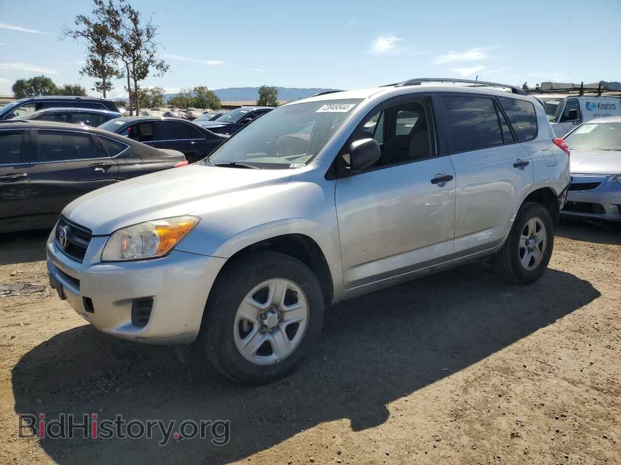 Фотография 2T3BF4DV3AW079892 - TOYOTA RAV4 2010