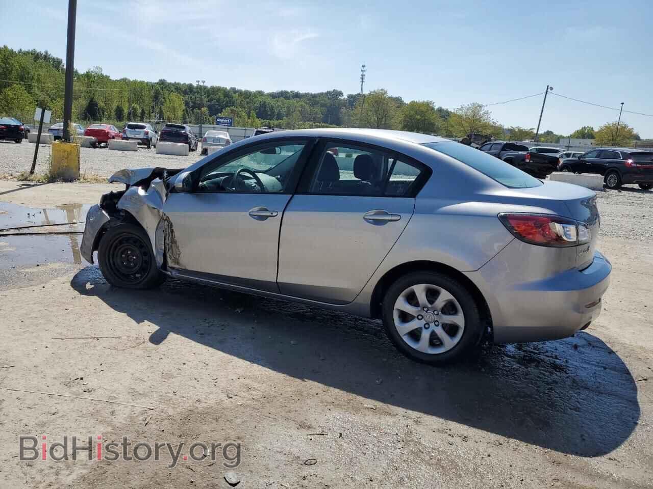 2013 MAZDA 3 - VIN: JM1BL1TF8D1816010 - Фото 2