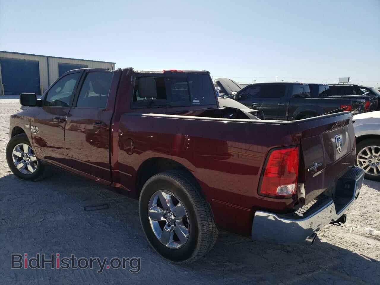 2019 RAM 1500 - VIN: 1C6RR6LTXKS564243 - Фото 2