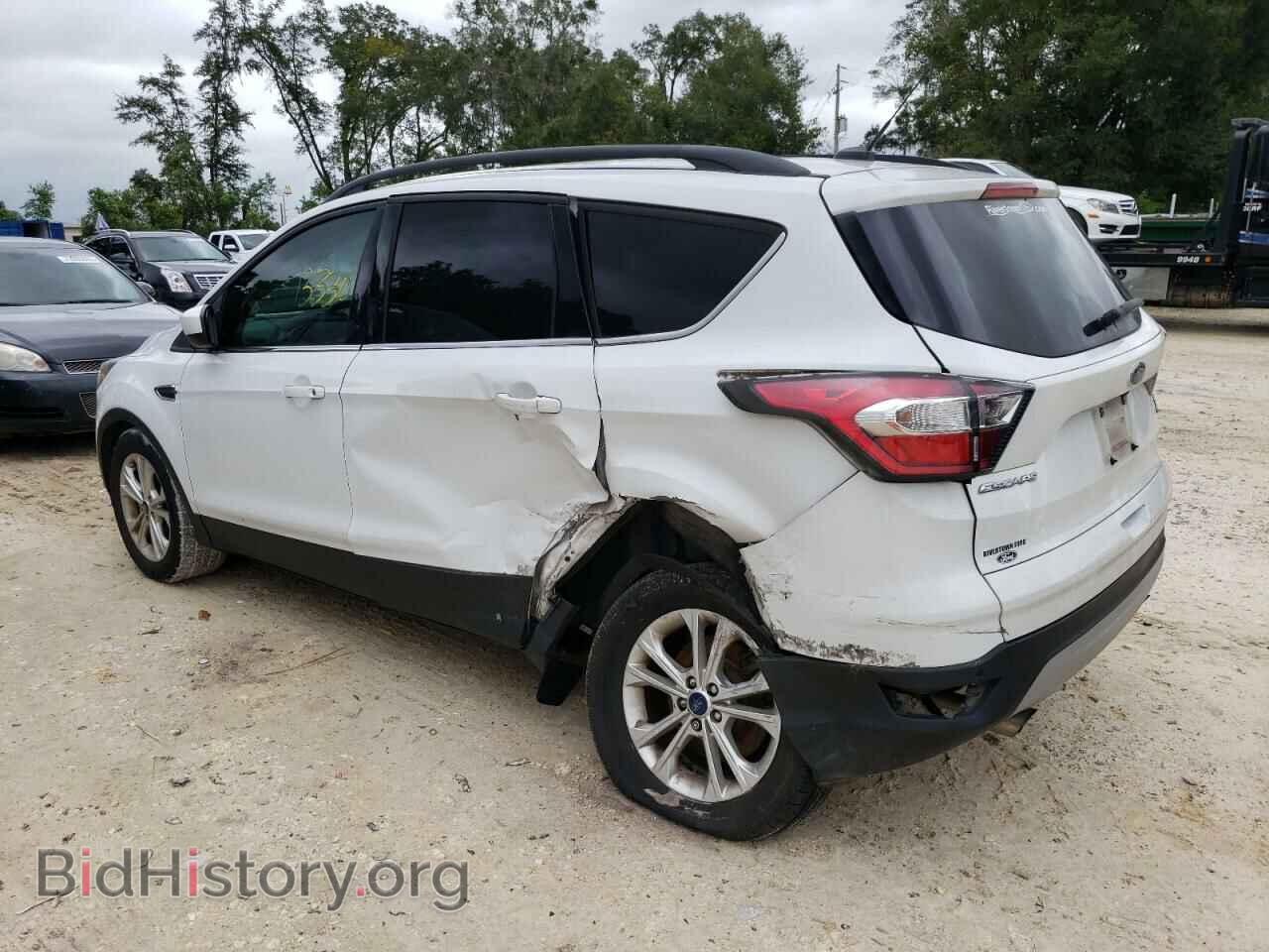 2017 FORD ESCAPE - VIN: 1FMCU0GD6HUB19357 - Фото 2