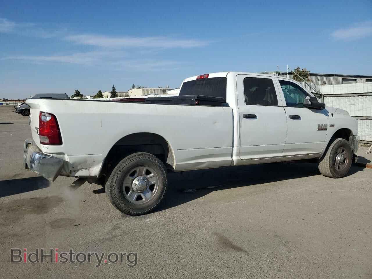 2015 RAM All Models - VIN: 3C6UR5HJ3FG665410 - Photo 3