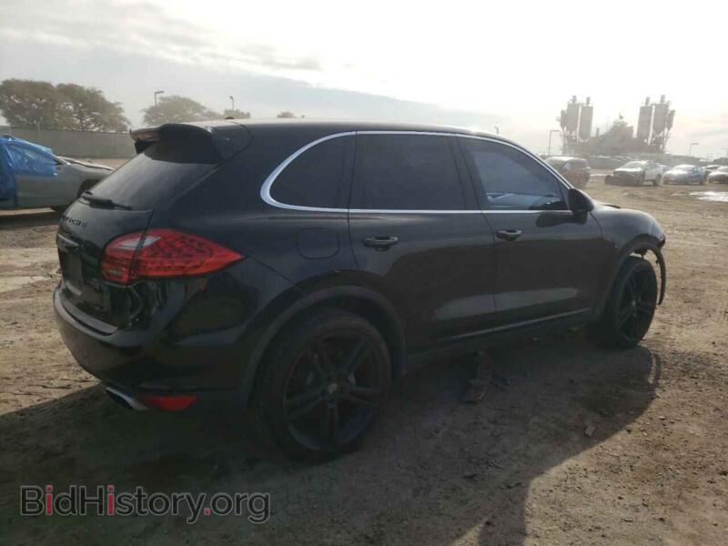 2011 Porsche CAYENNE (VIN WP1AB2A25BLA47339) — фото 3 из 14