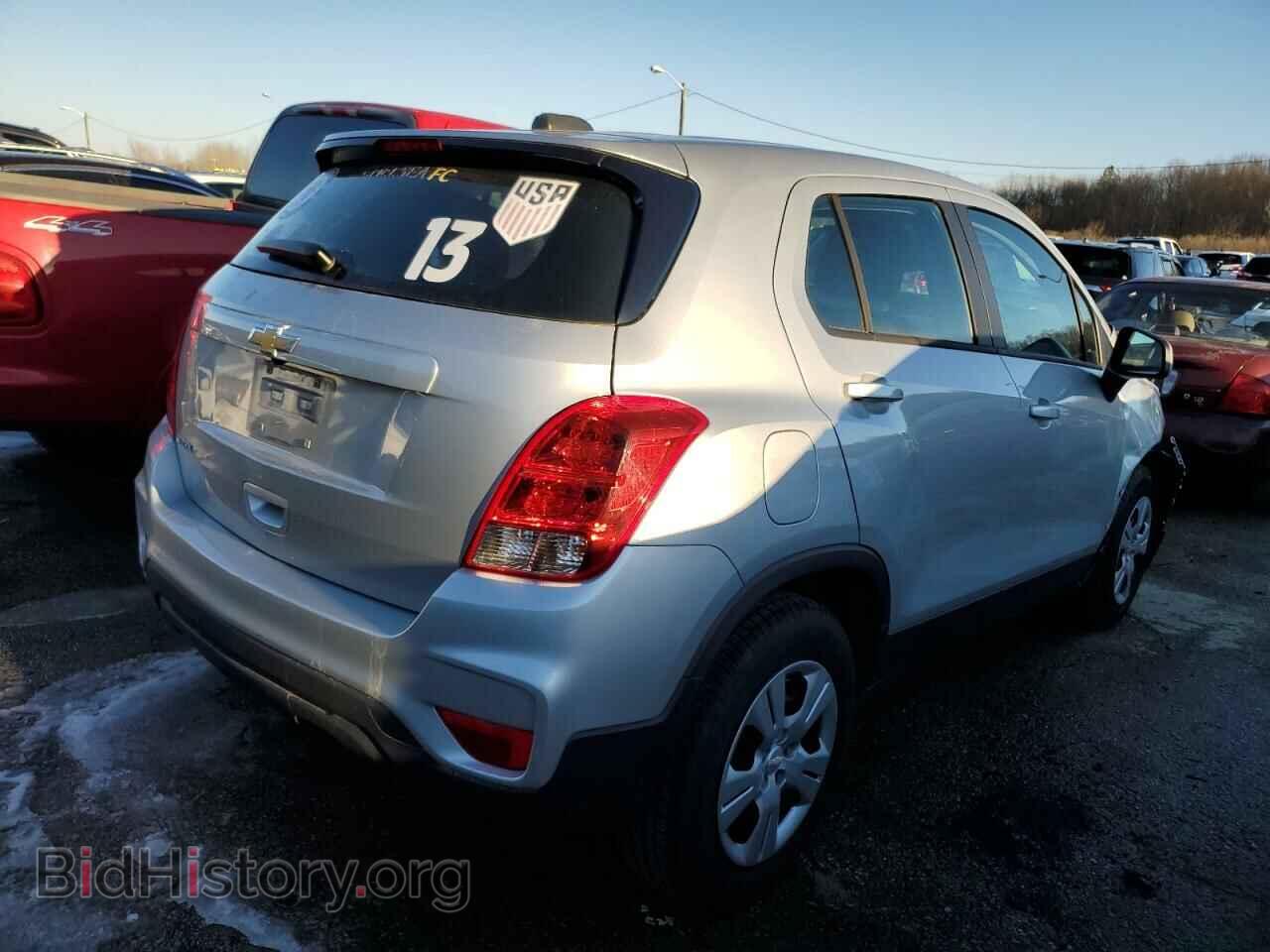 2017 CHEVROLET TRAX - VIN: 3GNCJKSB7HL194357 - Фото 3
