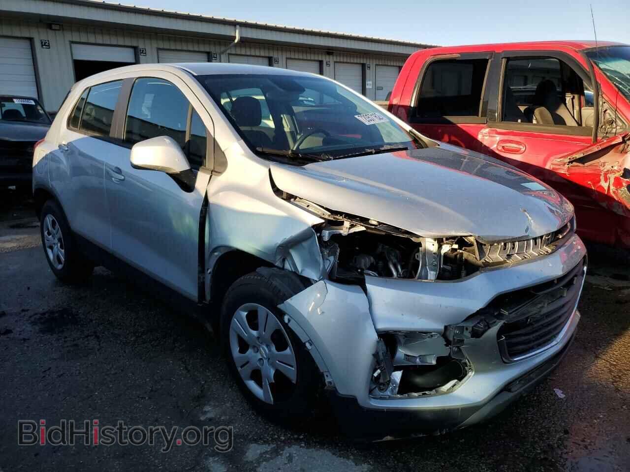 2017 CHEVROLET TRAX - VIN: 3GNCJKSB7HL194357 - Фото 4