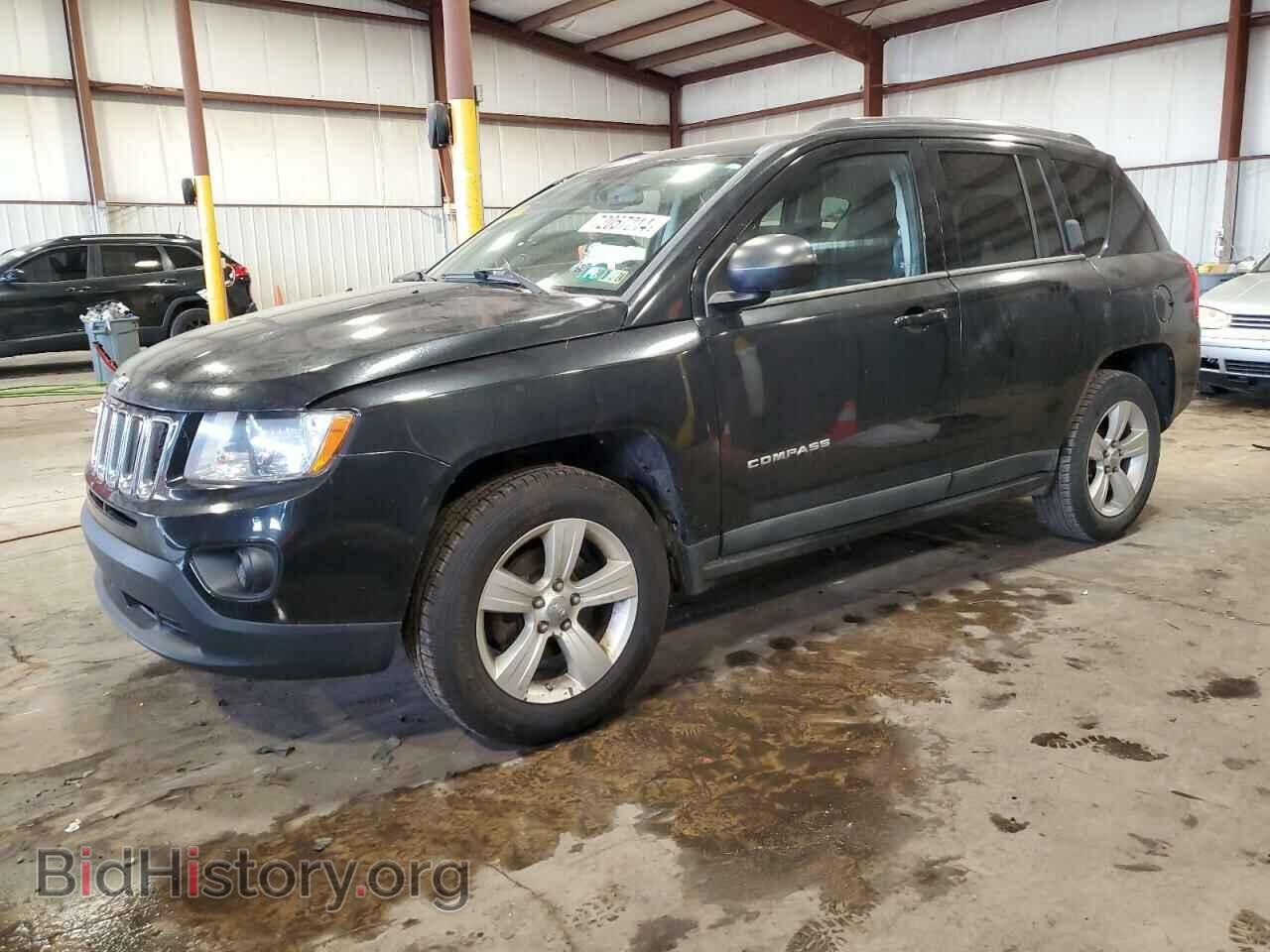 Photo 1J4NT1FBXBD213877 - JEEP COMPASS 2011