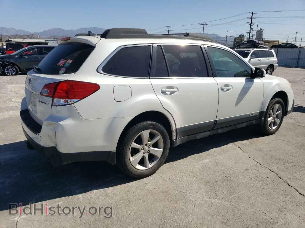 2014 SUBARU OUTBACK - VIN: 4S4BRCCC0E3295866 - Фото 3