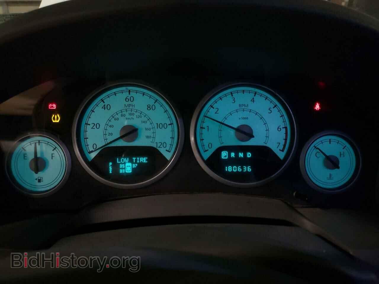 2008 CHRYSLER MINIVAN - VIN: 2A8HR54P08R838889 - Фото 9