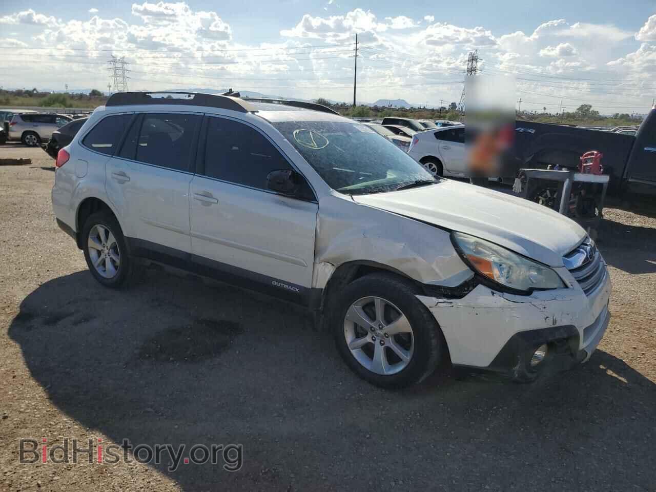 2014 SUBARU OUTBACK - VIN: 4S4BRDLC4E2252076 - Photo 4