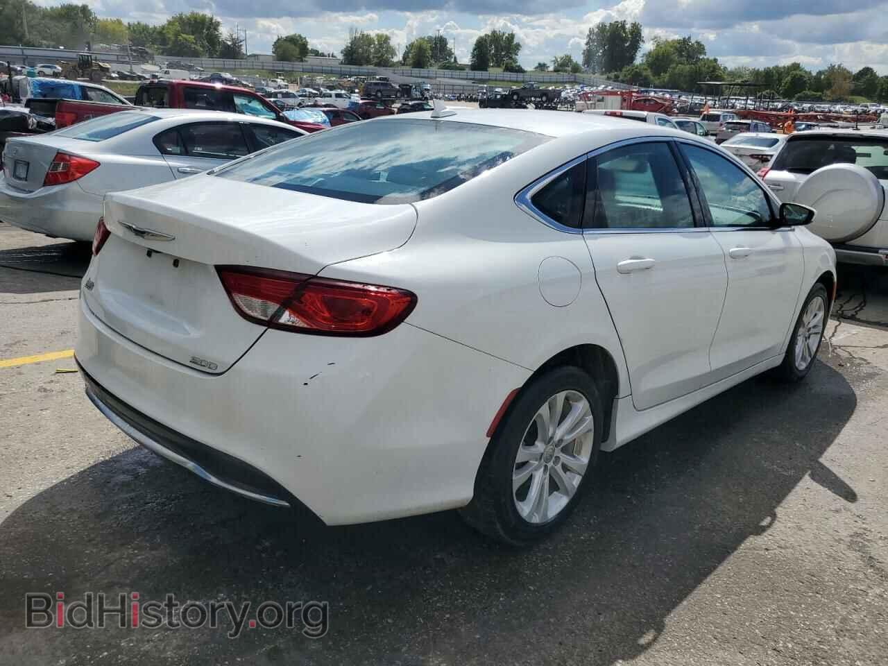 2017 CHRYSLER 200 - VIN: 1C3CCCAB4HN503653 - Фото 3