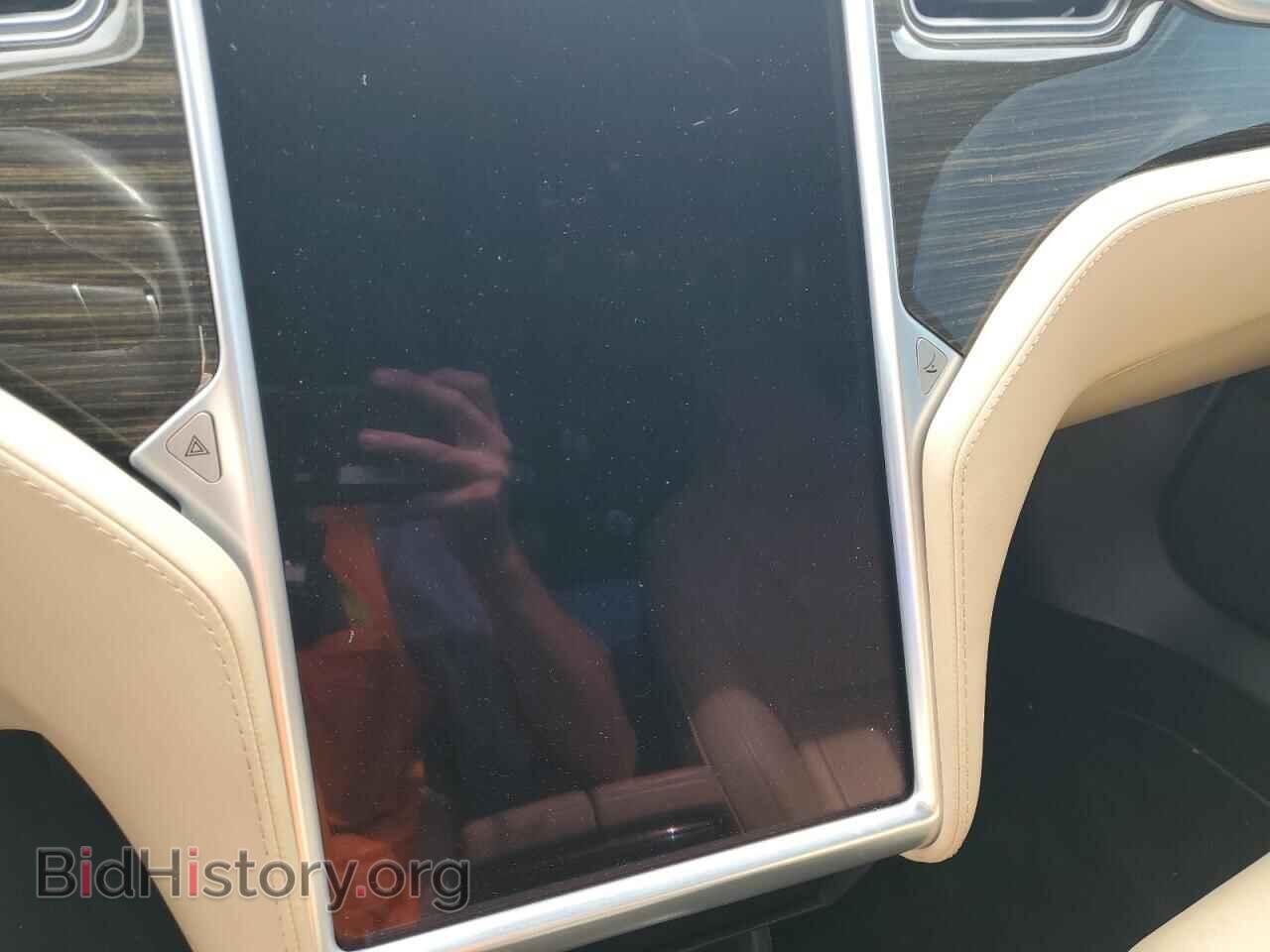 2015 TESLA MODEL S - VIN: 5YJSA1E20FF110479 - Photo 9