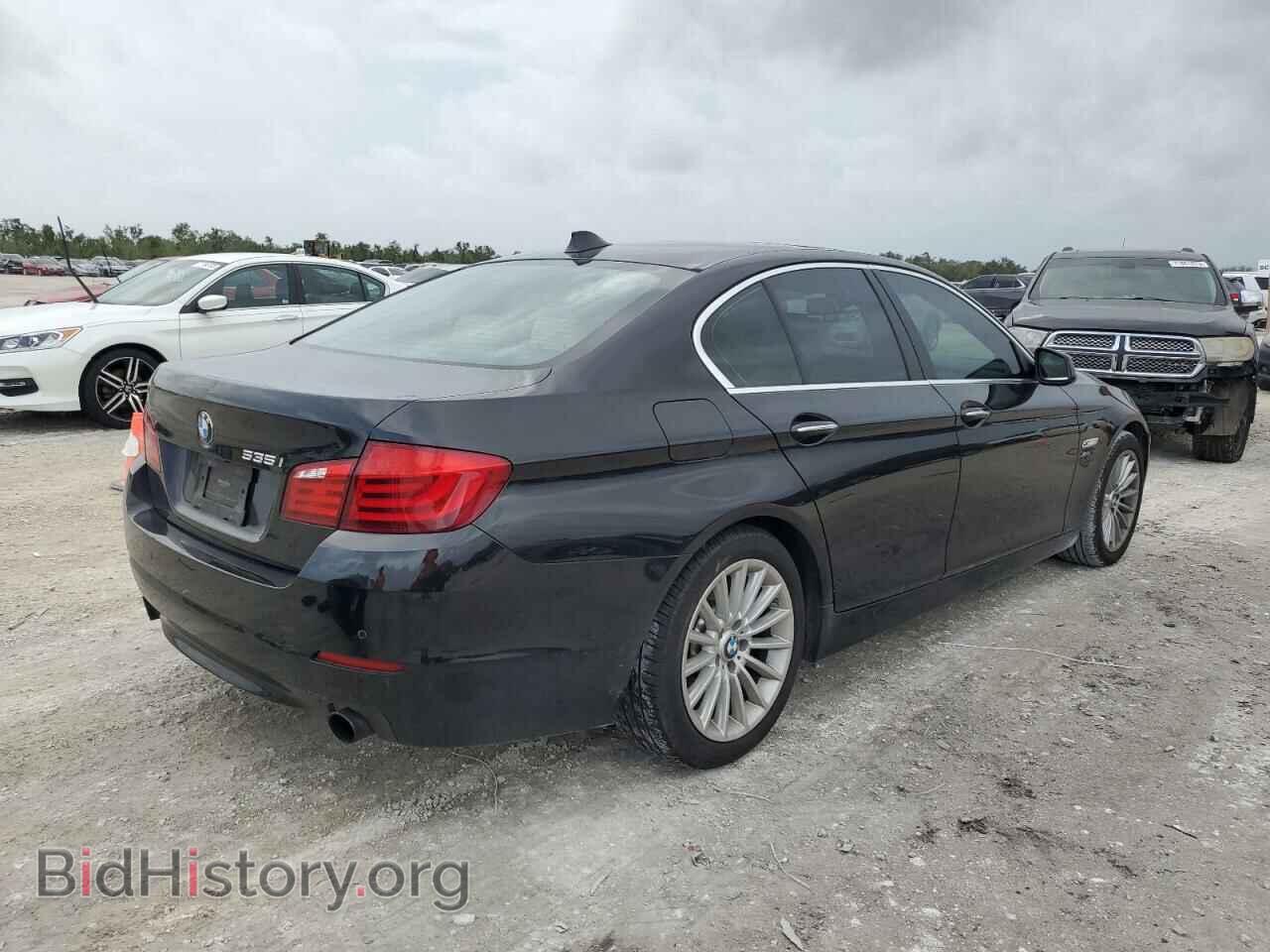 2011 BMW 5 SERIES - VIN: WBAFU7C59BDU56330 - Фото 3