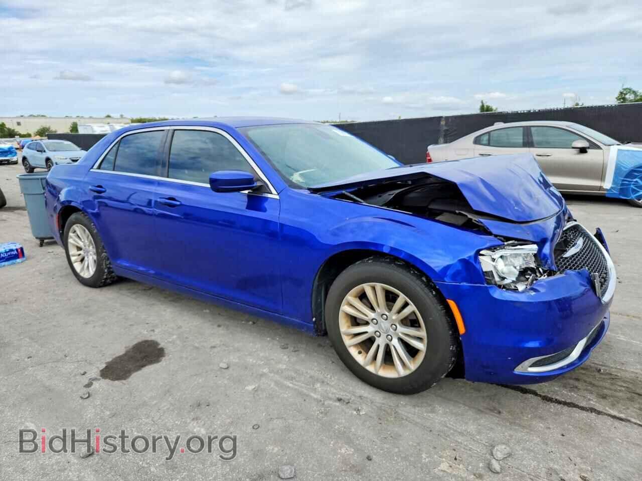 2019 CHRYSLER 300 - VIN: 2C3CCAAGXKH561444 - Фото 4