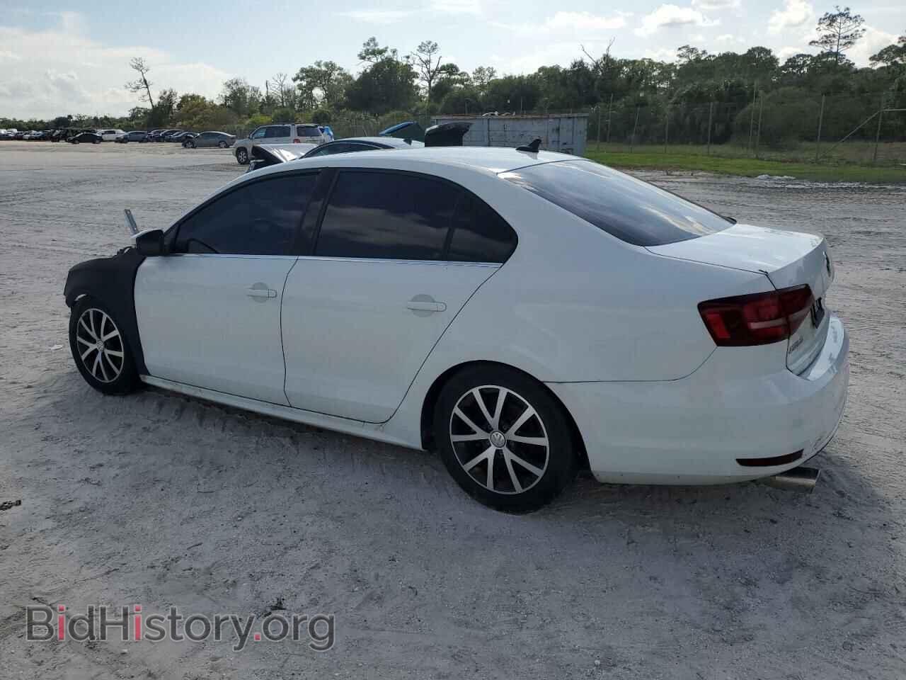 2017 VOLKSWAGEN JETTA - VIN: 3VWDB7AJ6HM400341 - Фото 2