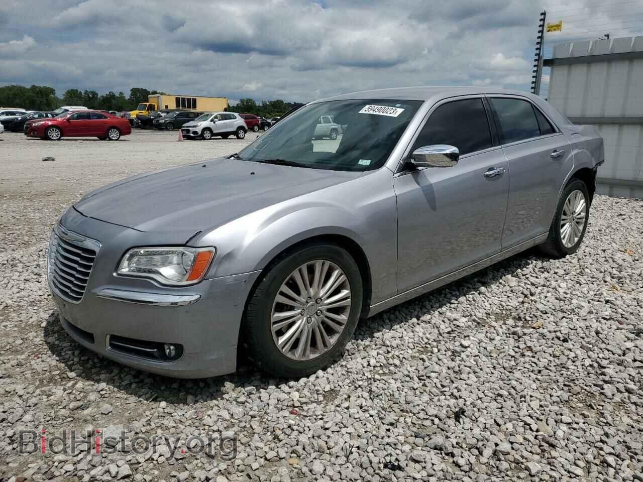 Фотография 2C3CCAKG9DH683178 - CHRYSLER 300 2013