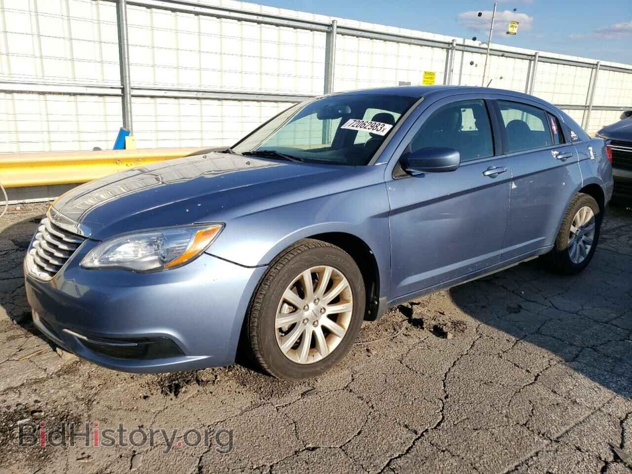 Photo 1C3BC1FB4BN569247 - CHRYSLER 200 2011