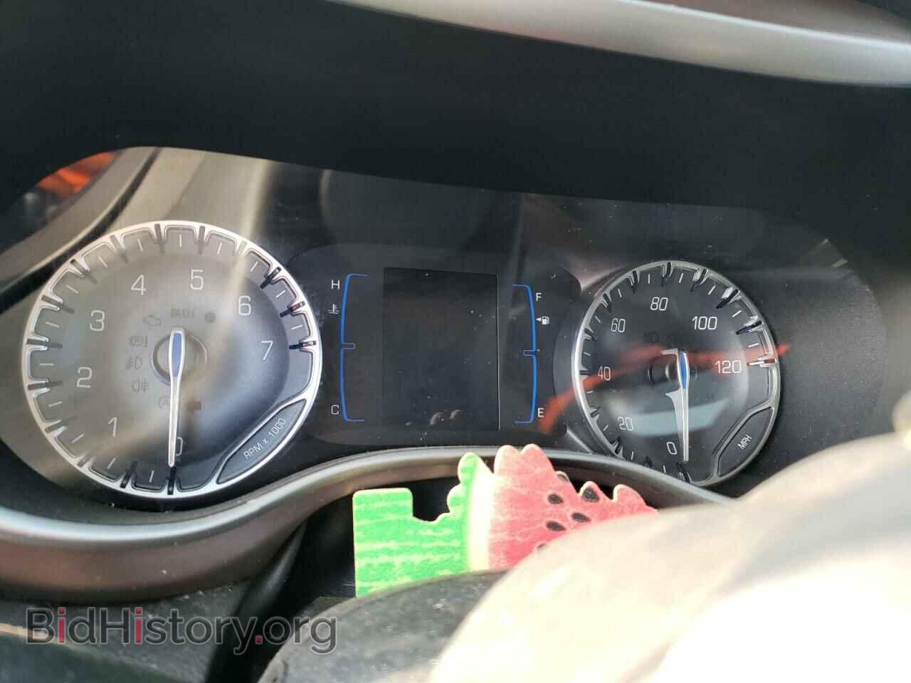 2018 CHRYSLER PACIFICA - VIN: 2C4RC1BG2JR119903 - Photo 9