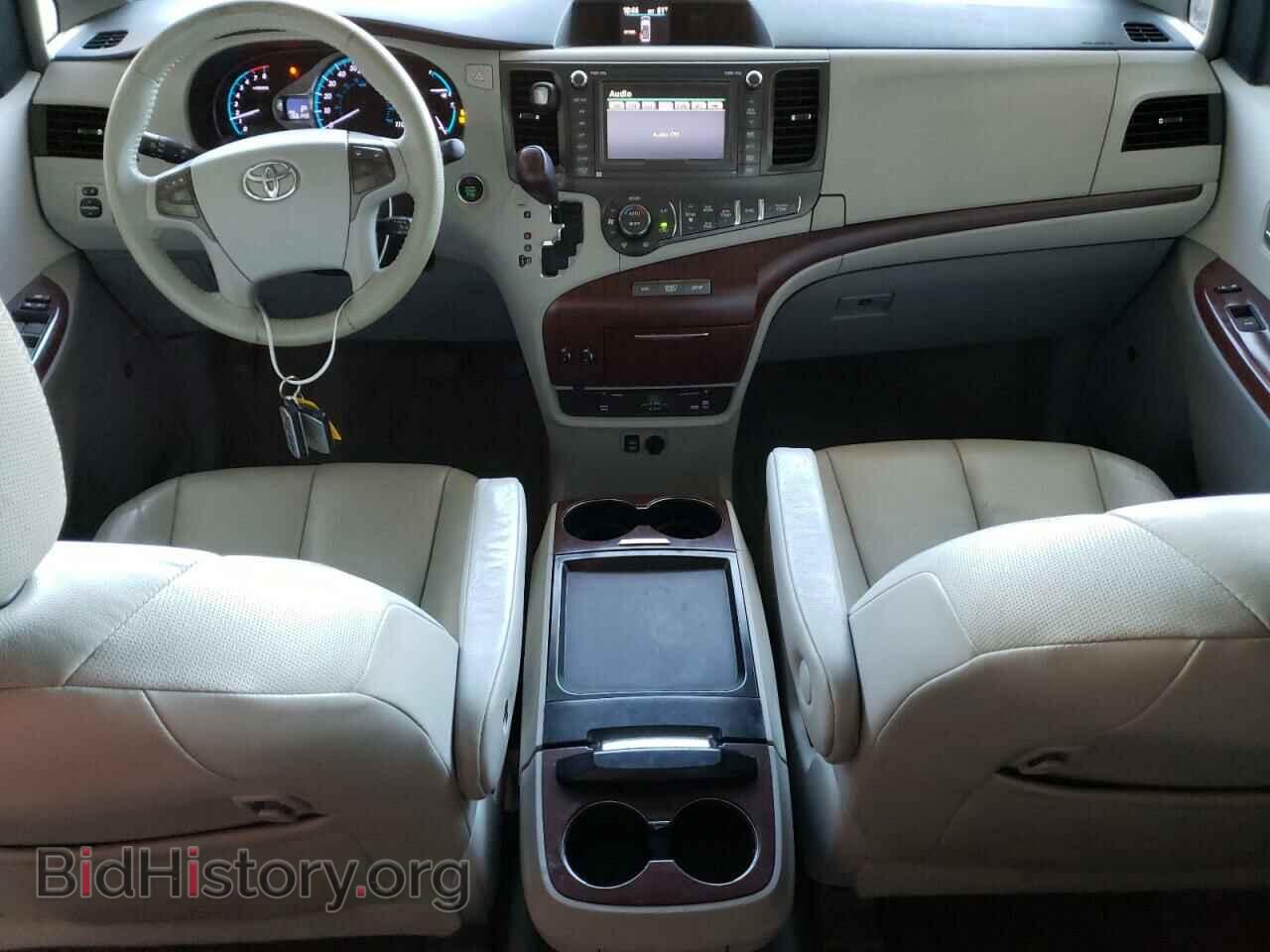2011 TOYOTA All Models - VIN: 5TDDK3DC2BS028593 - Фото 8