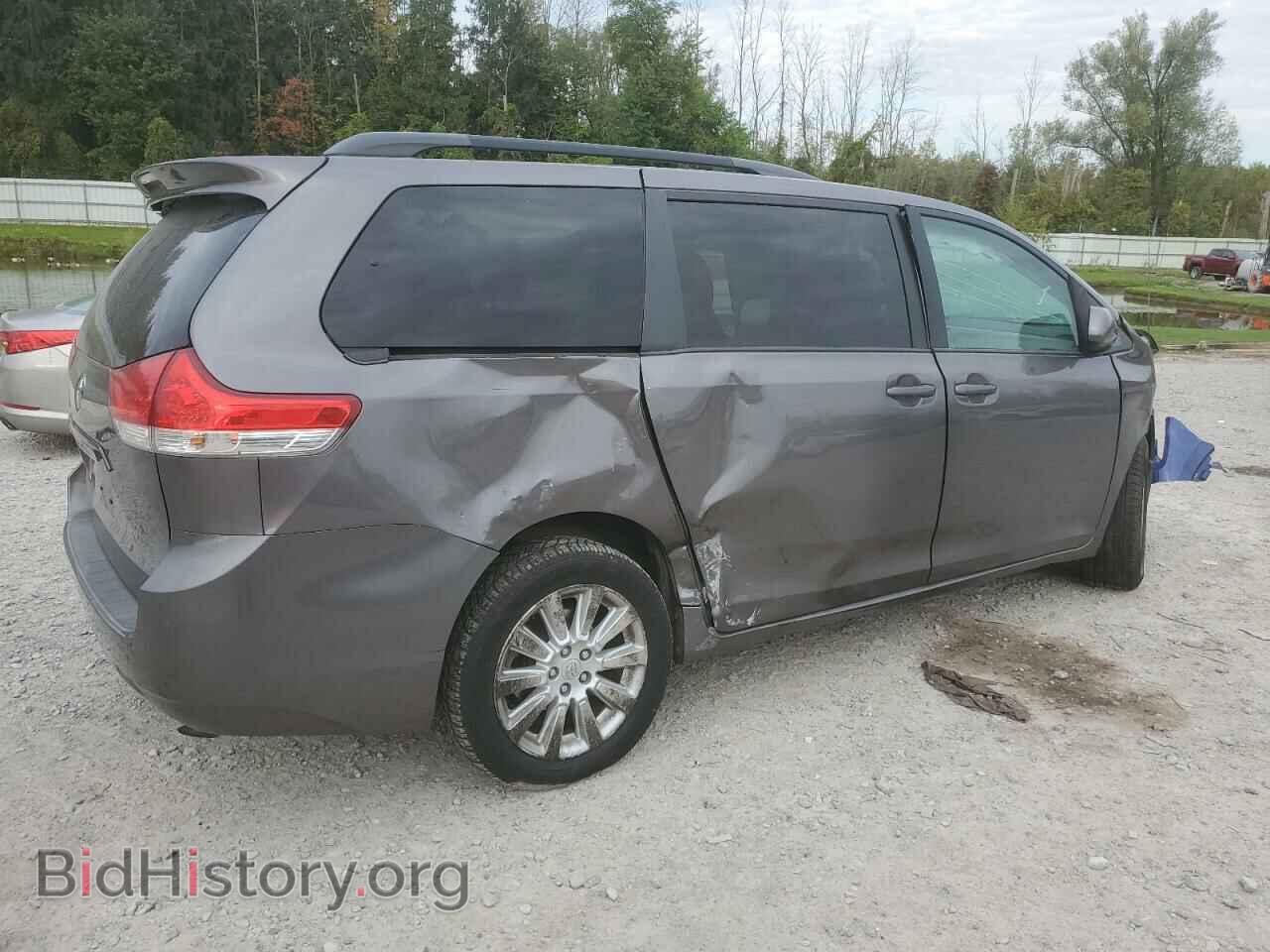 2011 TOYOTA All Models - VIN: 5TDJK3DC2BS014275 - Фото 3