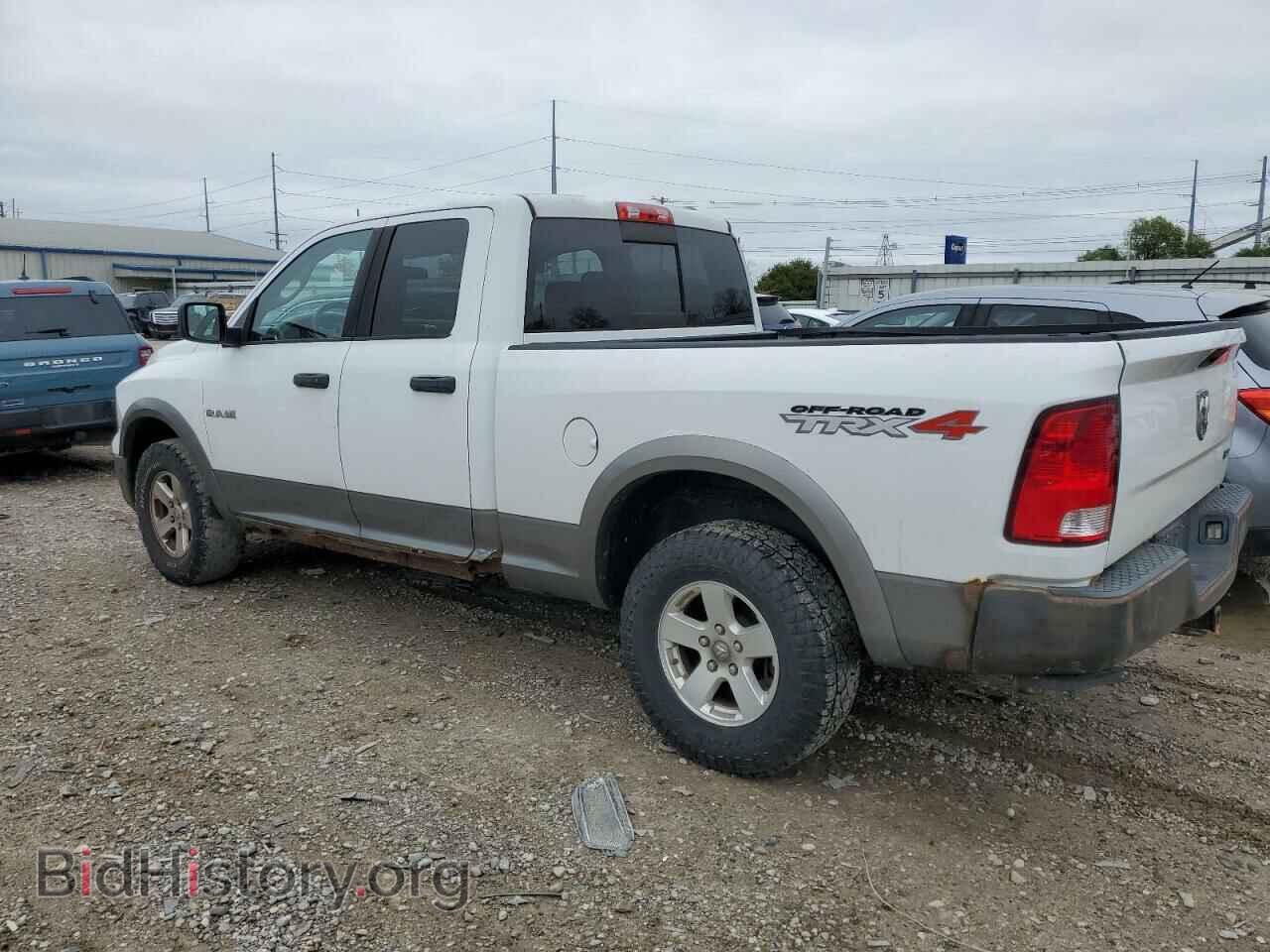 2010 DODGE All Models - VIN: 1D7RV1GP3AS171631 - Фото 2