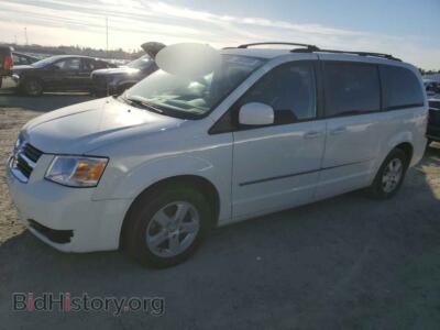 2010 Dodge CARAVAN Grand Cara, white — VIN 2D4RN5D15AR154612, Copart