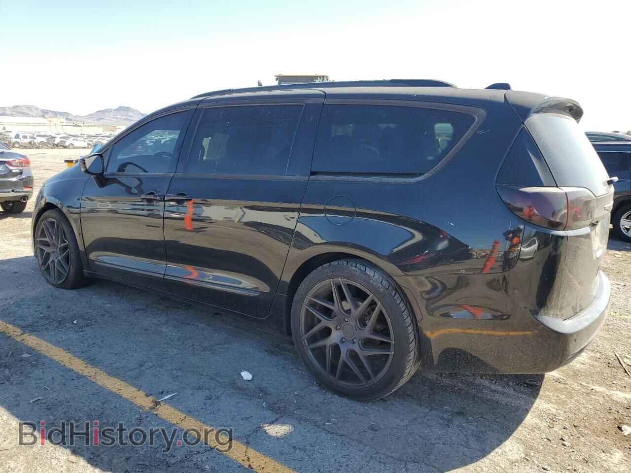2017 CHRYSLER PACIFICA - VIN: 2C4RC1BG1HR702814 - Фото 2