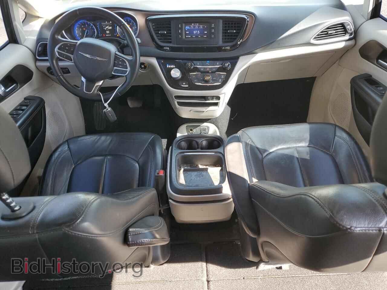 2017 CHRYSLER PACIFICA - VIN: 2C4RC1BG1HR702814 - Фото 8