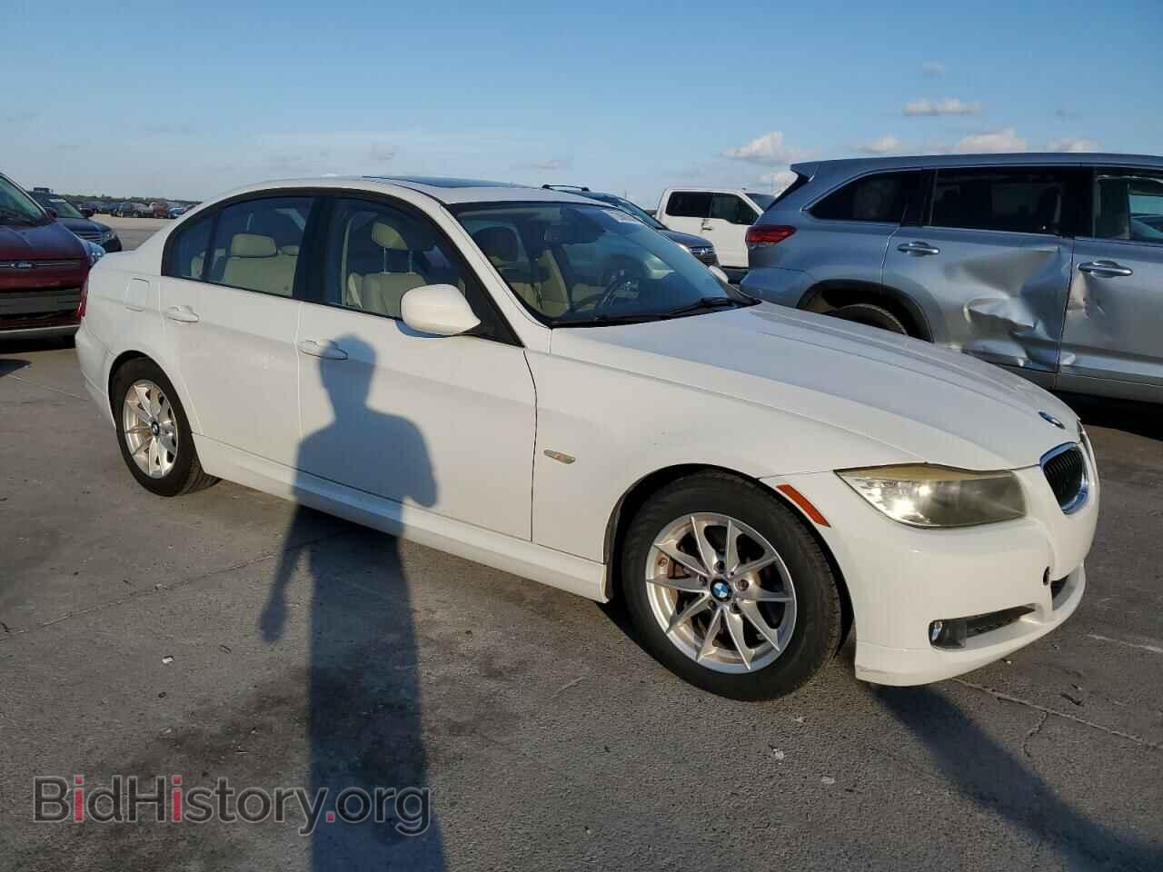 2010 BMW 3 SERIES - VIN: WBAPH7G55ANM52691 - Фото 4
