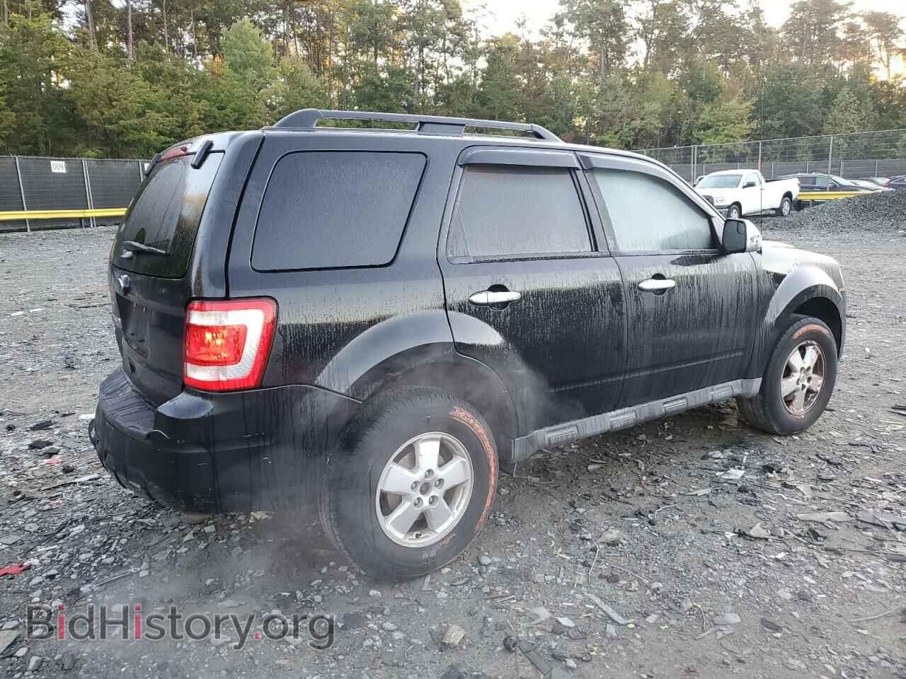 2011 FORD ESCAPE - VIN: 1FMCU9D73BKC35931 - Фото 3
