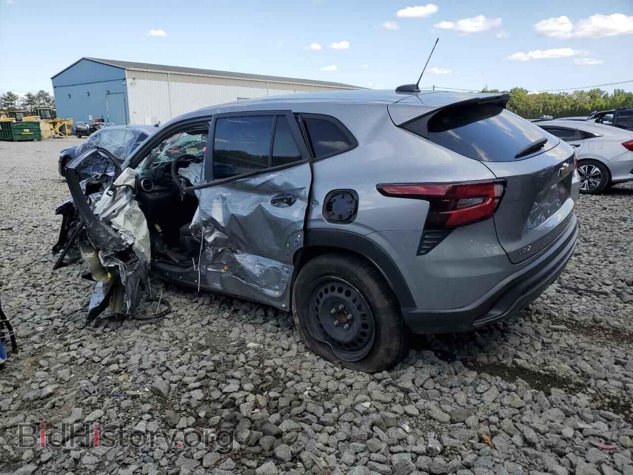 2024 CHEVROLET TRAX - VIN: KL77LFE26RC021768 - Фото 2