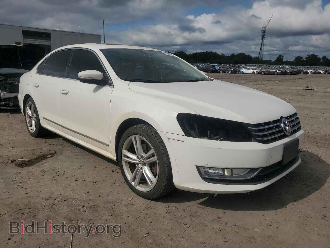 2012 VOLKSWAGEN PASSAT - VIN: 1VWCM7A3XCC104465 - Фото 4