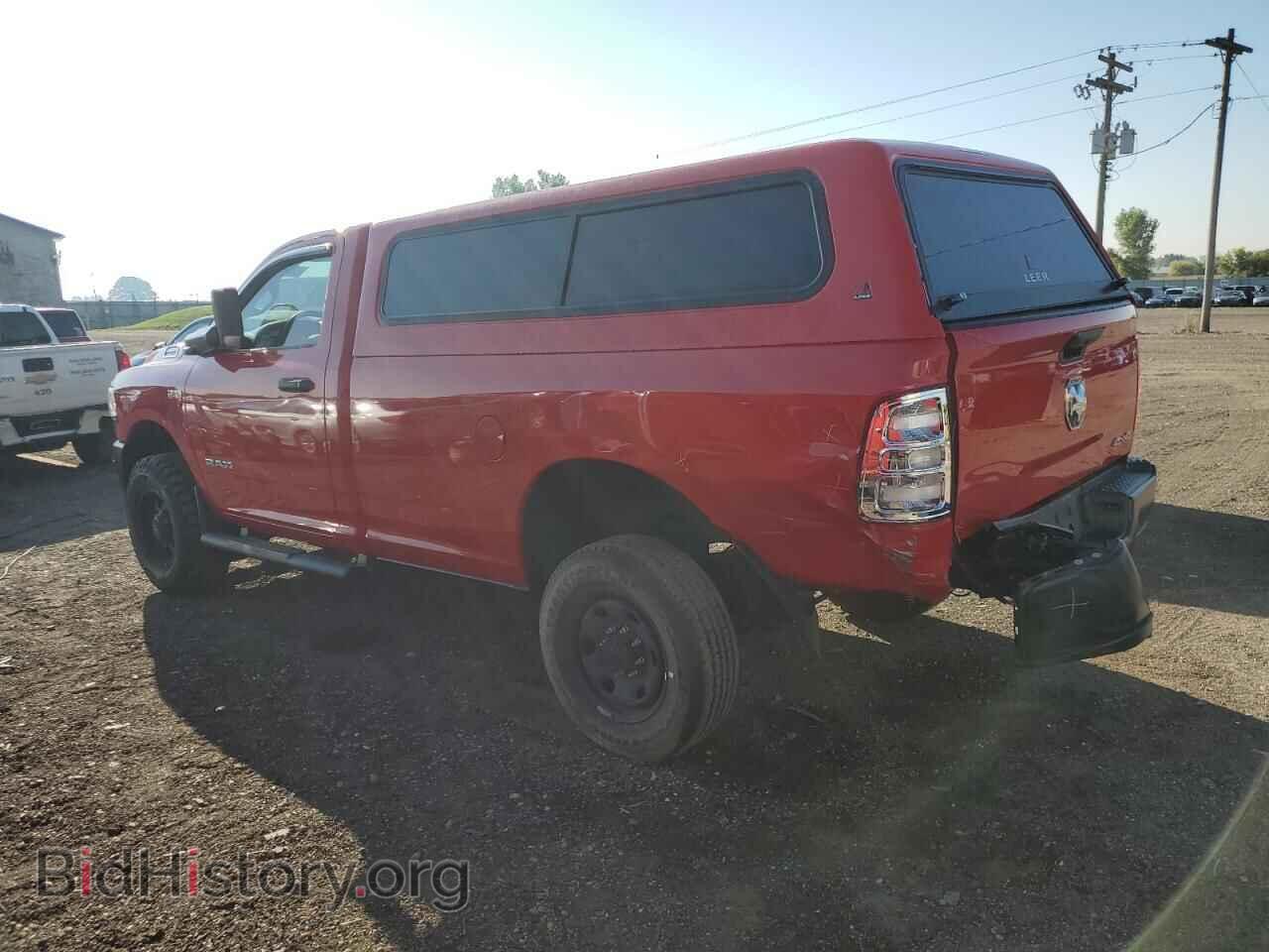 2019 RAM 2500 - VIN: 3C6MR5AJ3KG704324 - Photo 2