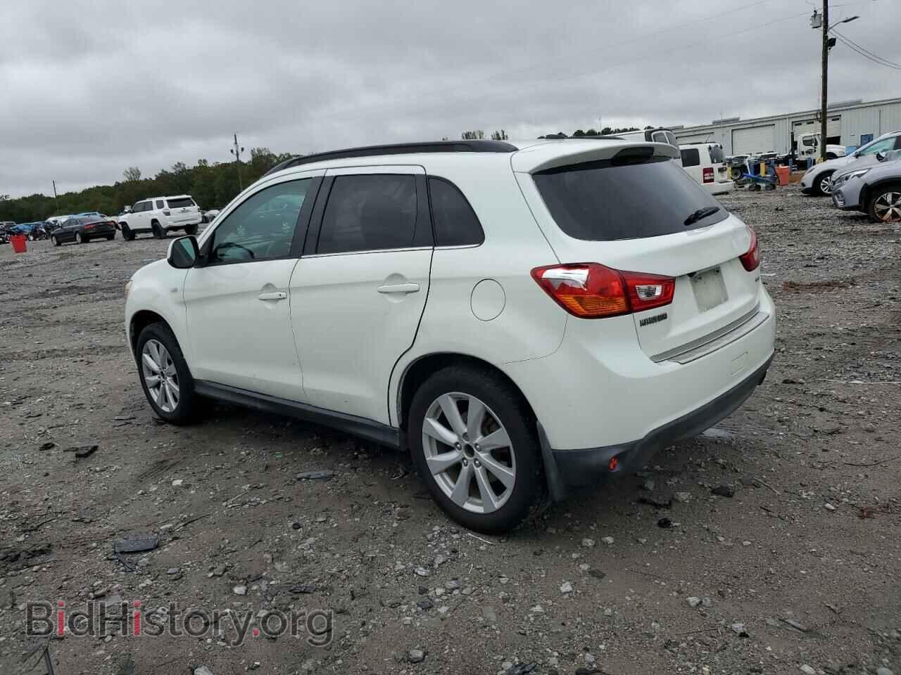 2013 MITSUBISHI OUTLANDER - VIN: 4A4AP4AU4DE013781 - Фото 2