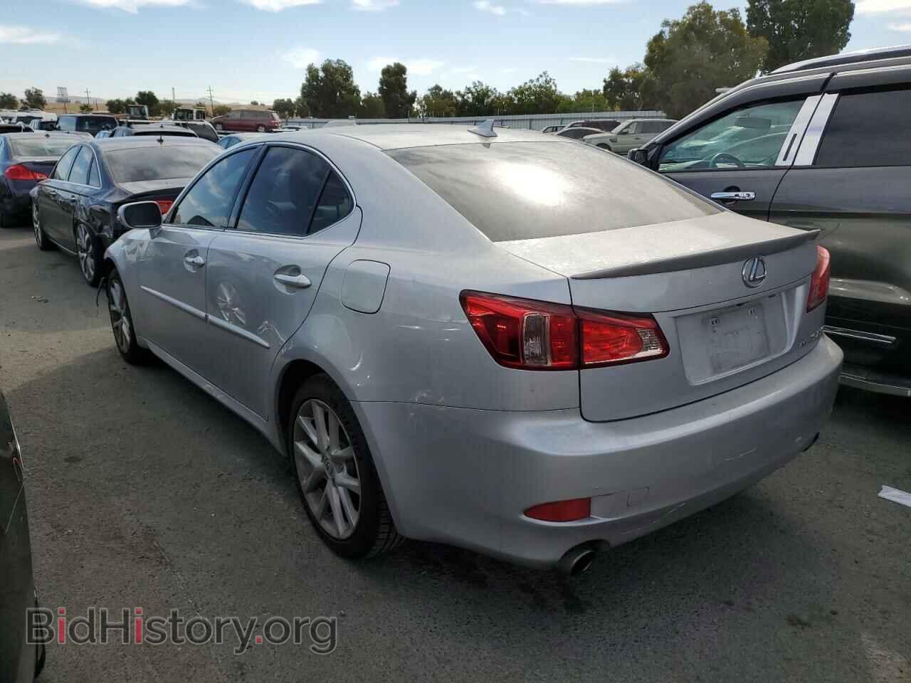 2011 LEXUS IS - VIN: JTHCF5C28B5045827 - Фото 2